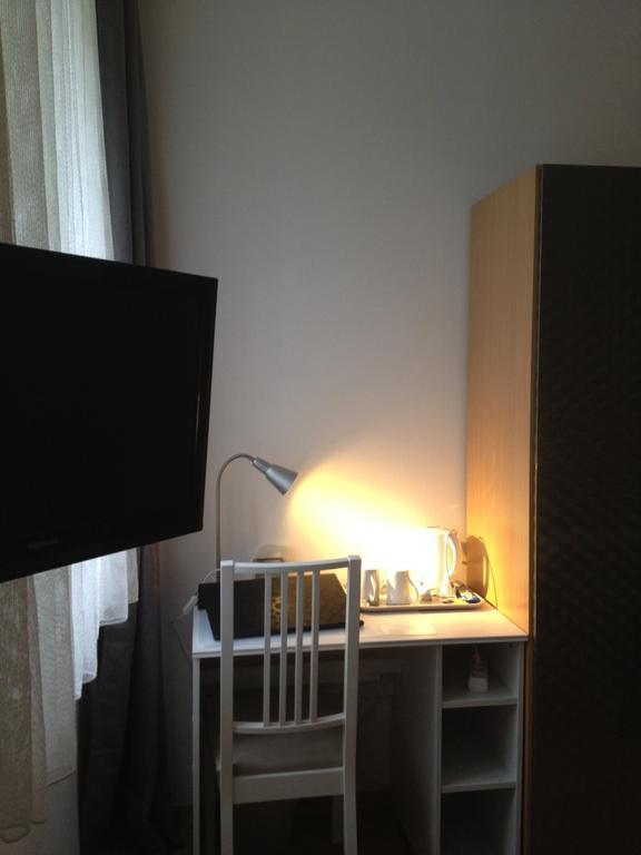 Pension Pagalies Dusseldorf Room photo